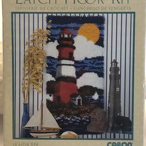 Caron Latch Hook Kit with Colorful Design